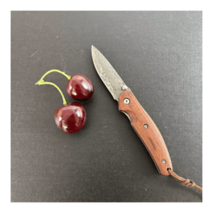 Outdoor Camping Folding Pocket Knife - VG10 Damascus Blade, Wood-Grain G10 Handle - Style 8137