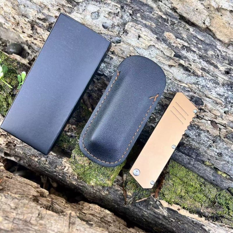 Bronze Handle Outdoor EDC Folding Knife with Sheath Bronze Handle Outdoor EDC Folding Knife with Sheath