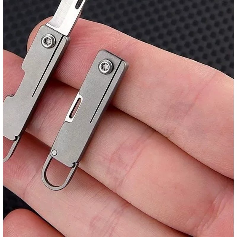 Mini Titanium Keychain Folding Utility Knife Pair Mini Titanium Keychain Folding Utility Knife Pair