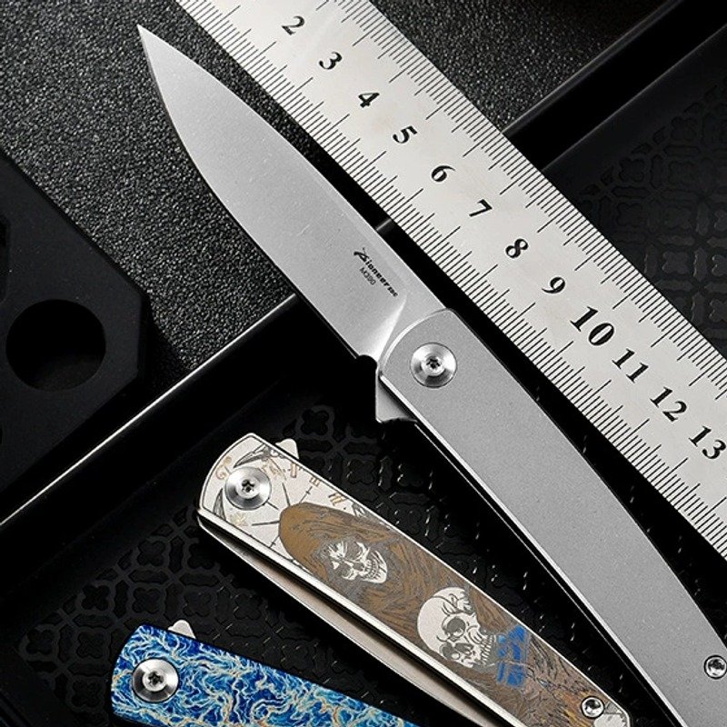 Color Engraved Outdoor EDC Folding Knife Color Engraved Outdoor EDC Folding Knife