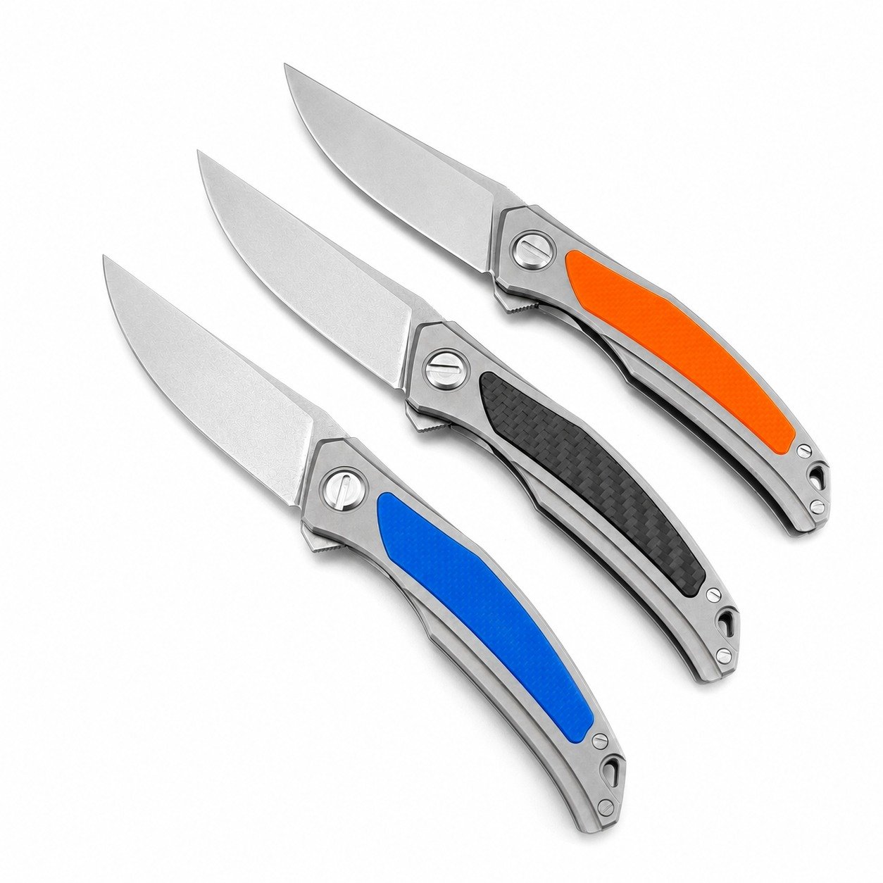 50280-main-white-clean.jpg Bear Head Quantum Fold Folding Knife